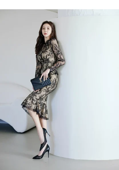 Fashionable Mermaid Skirt Suit - Image 5